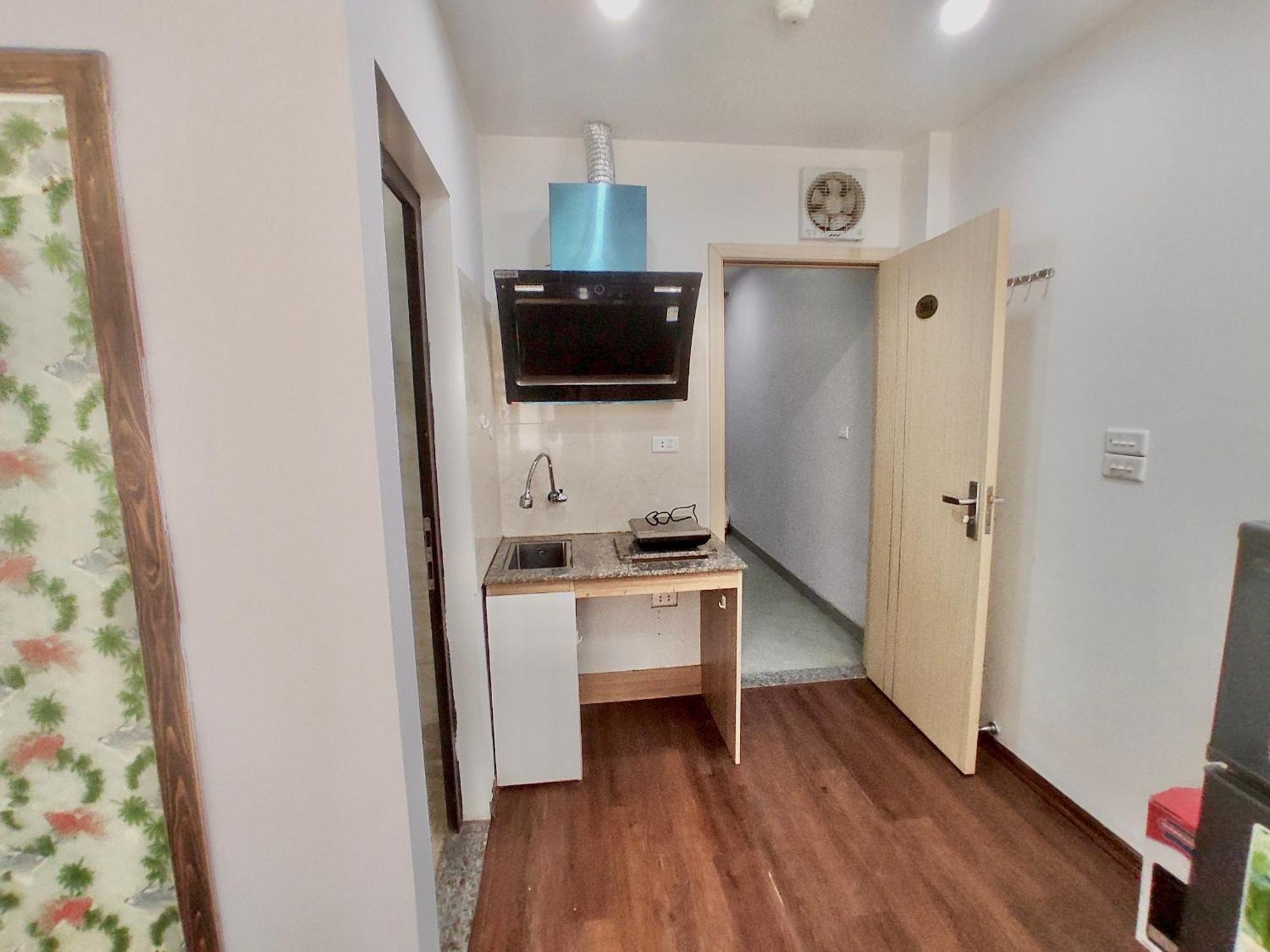 Era Apartment Ham Long Hanoi Exterior photo