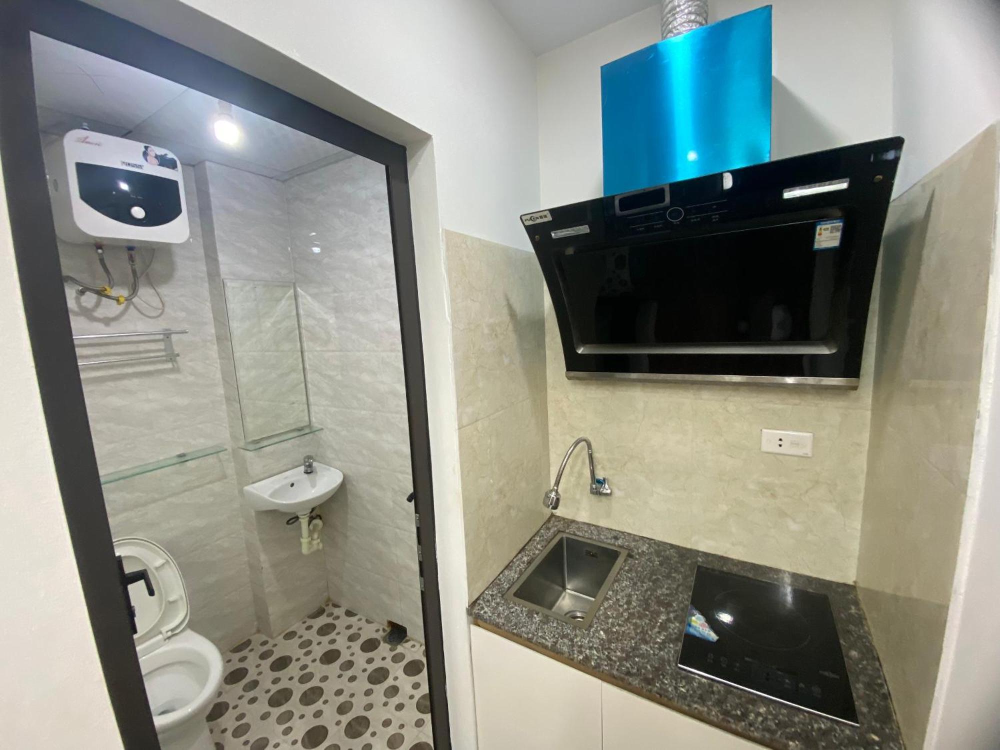 Era Apartment Ham Long Hanoi Exterior photo